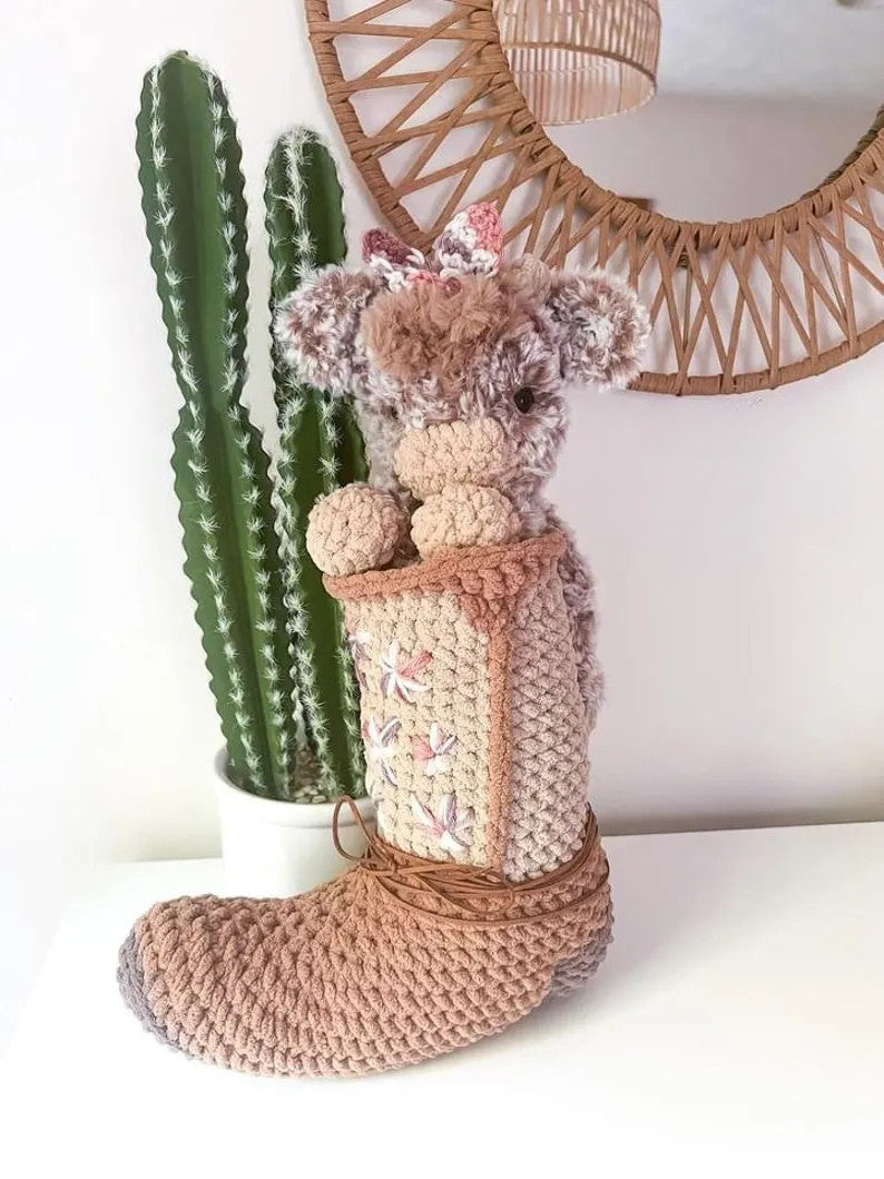 Charlie the Calf Crochet Pattern