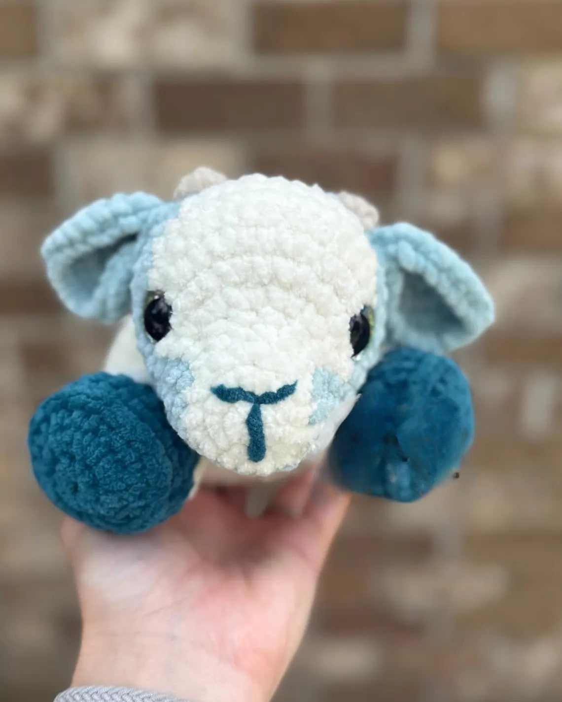 Low Sew Goat Crochet Pattern