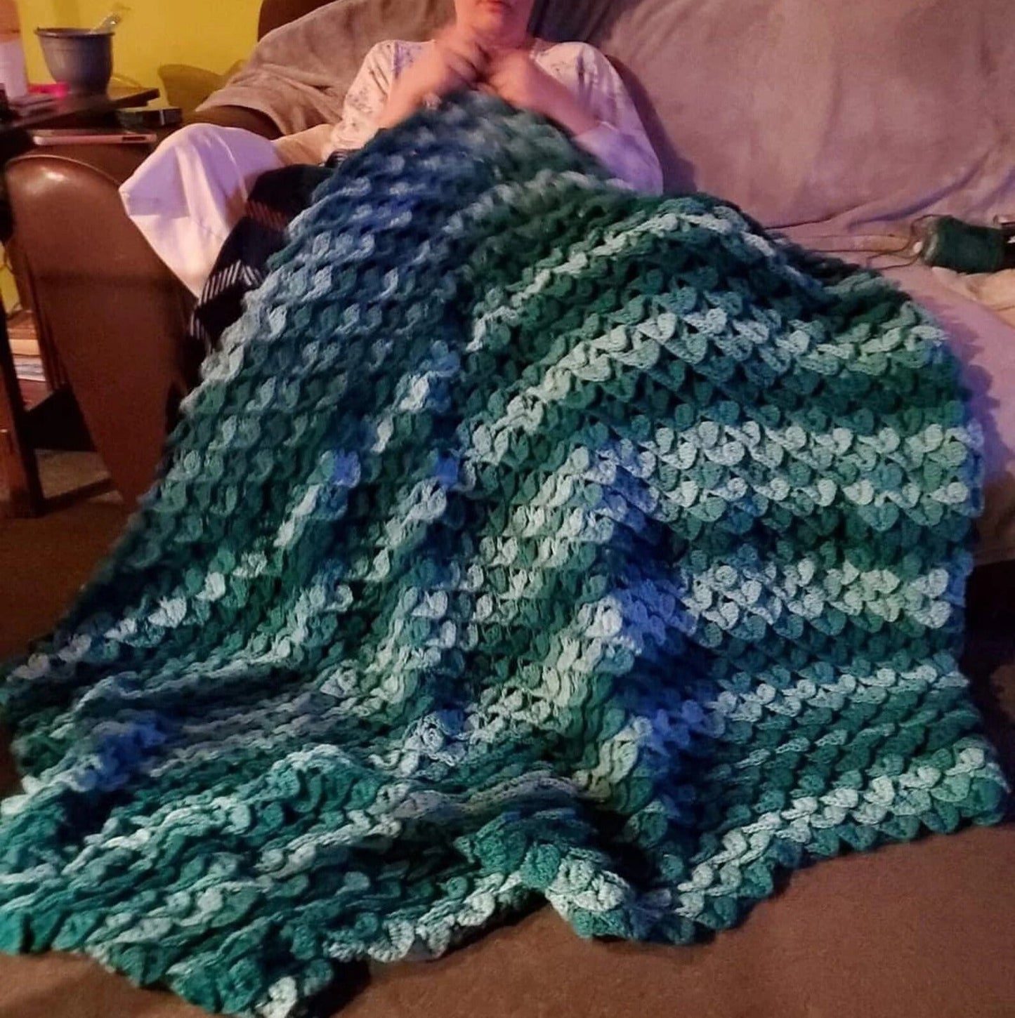 Mermaid Scales Crochet Blanket Pattern