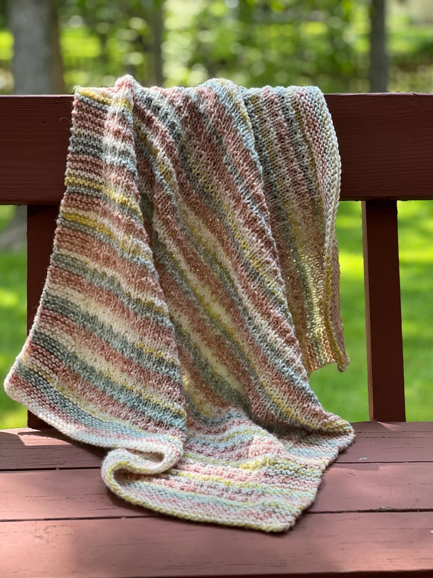 Tiny Kisses Baby Blanket Knitting Pattern