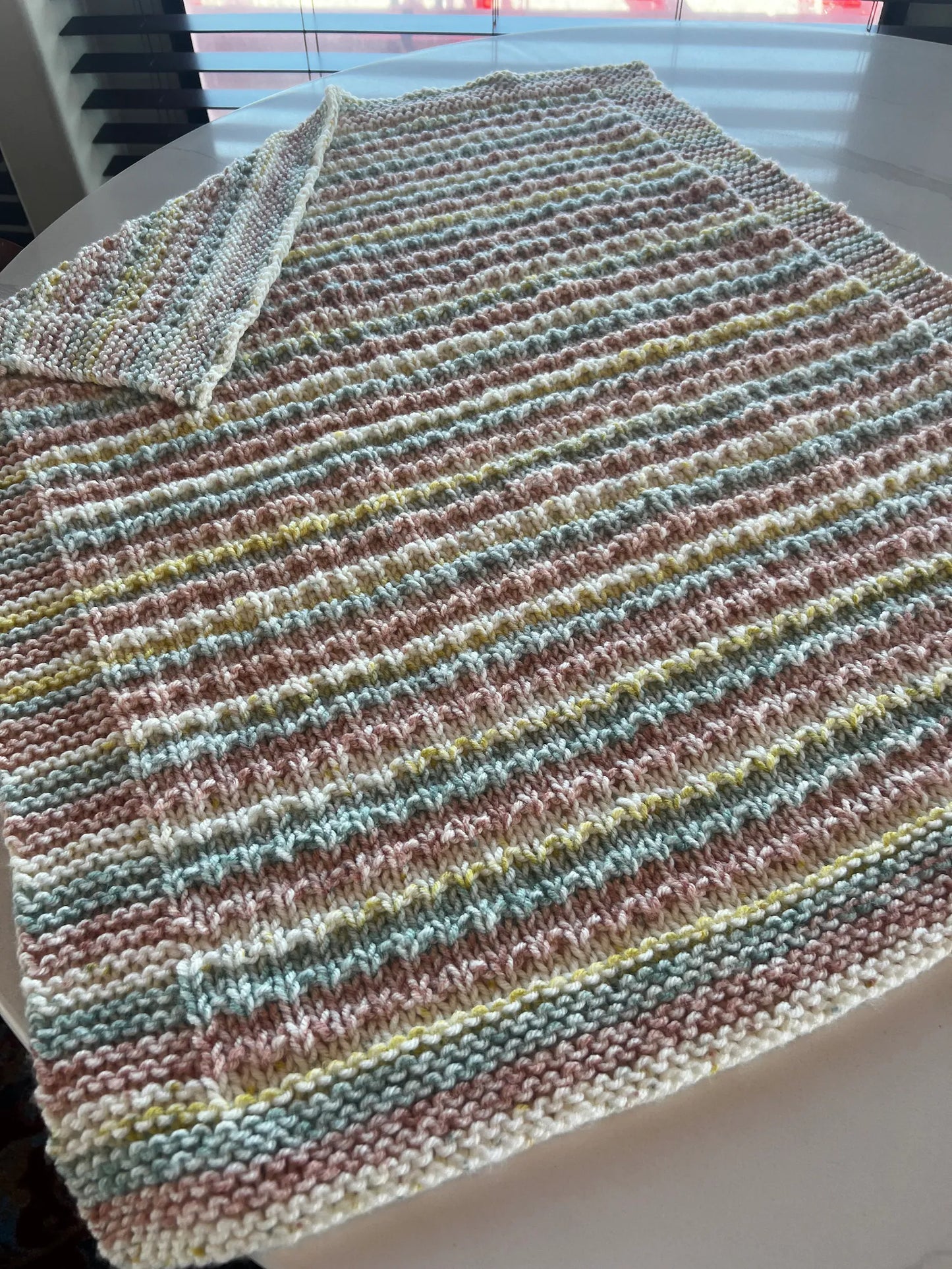 Tiny Kisses Baby Blanket Knitting Pattern