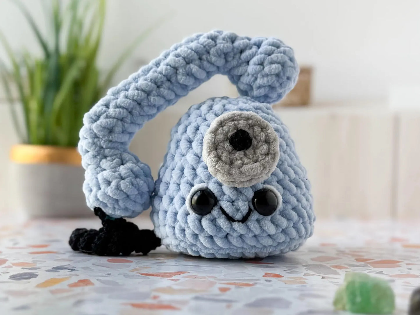 Big and Mini Rotary Phone Crochet Patterns