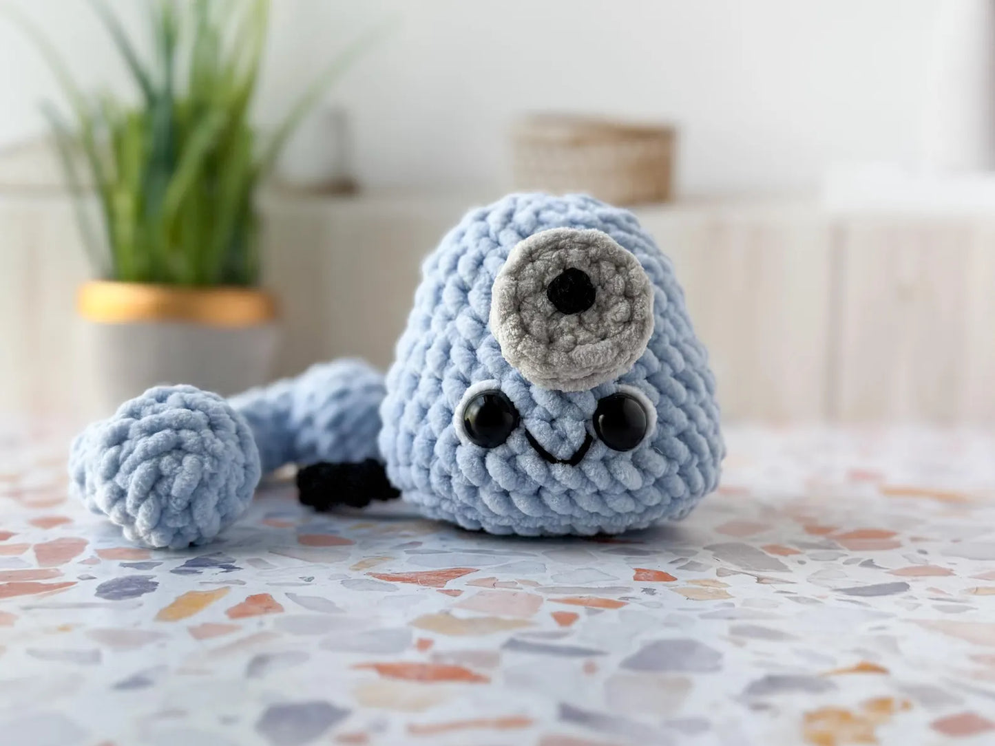 Big and Mini Rotary Phone Crochet Patterns