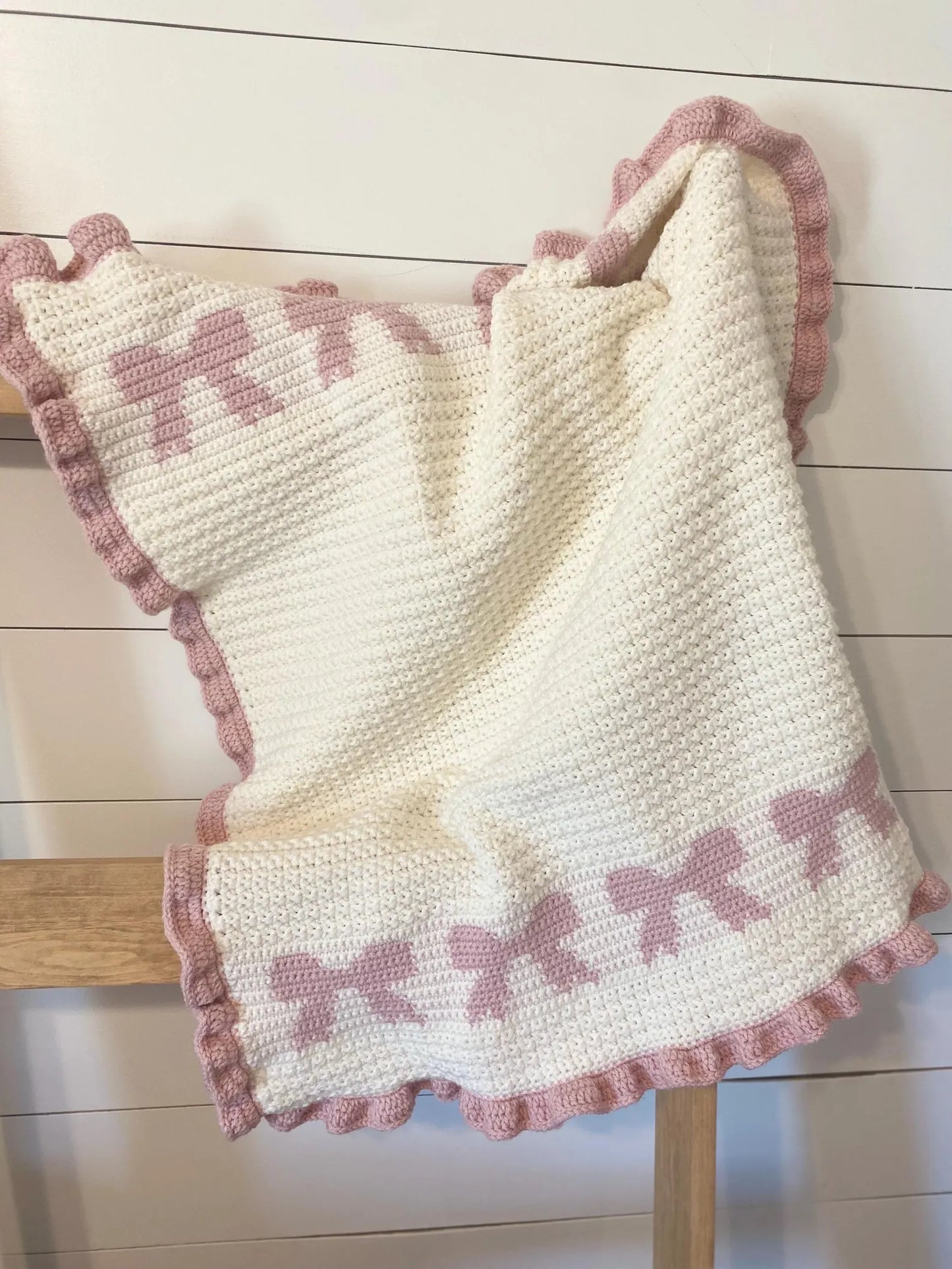 Girly Girl Bow Blanket Crochet Pattern
