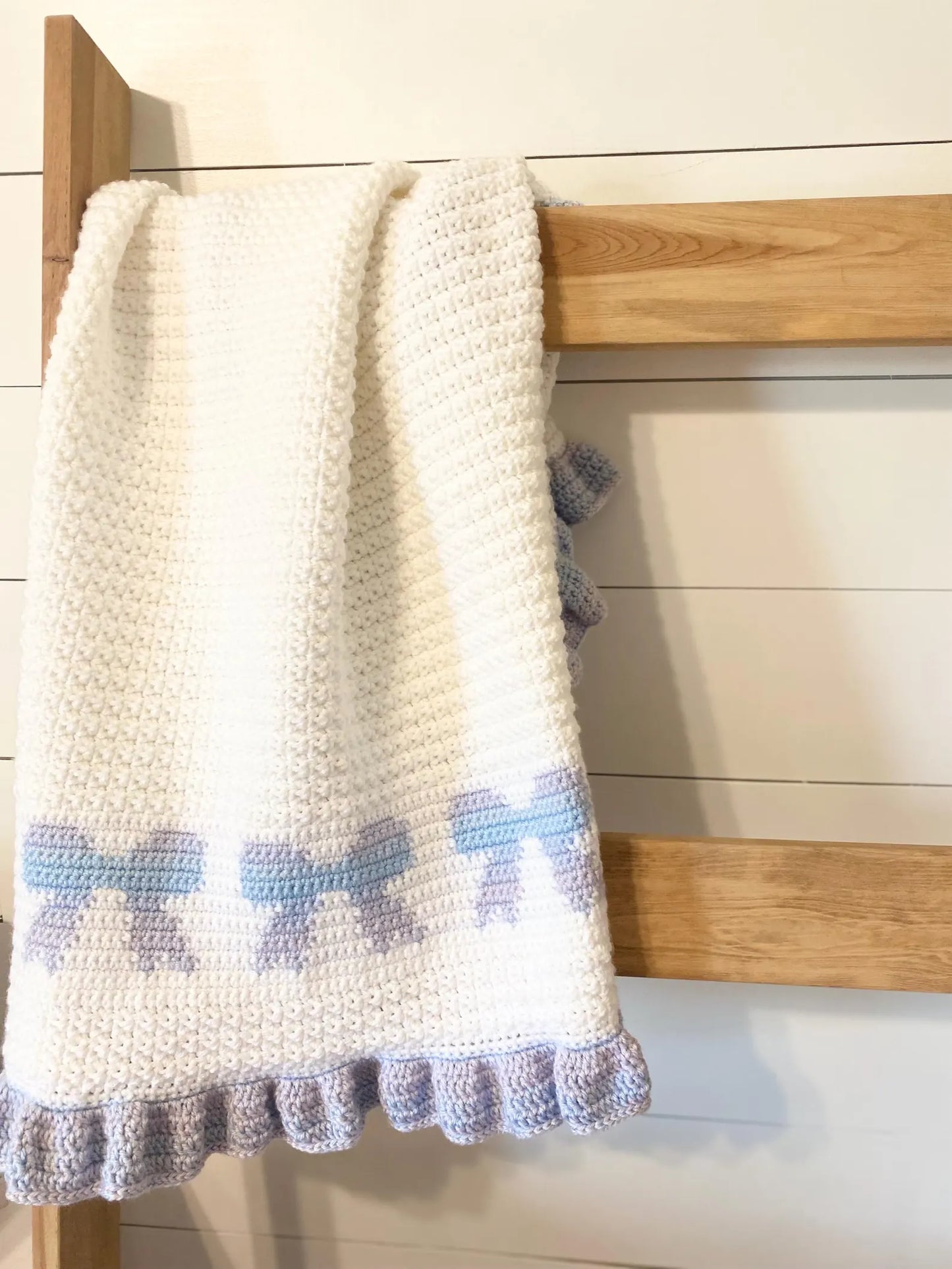 Girly Girl Bow Blanket Crochet Pattern