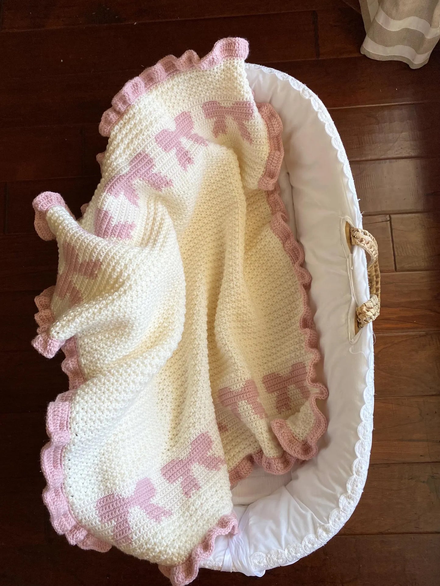 Girly Girl Bow Blanket Crochet Pattern