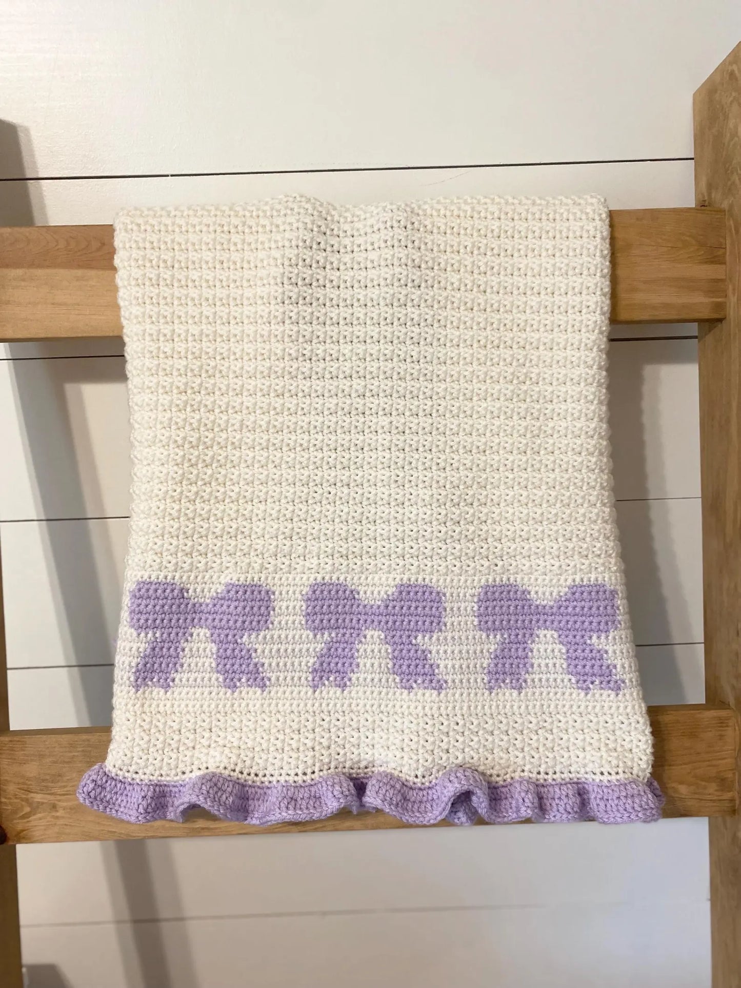 Girly Girl Bow Blanket Crochet Pattern