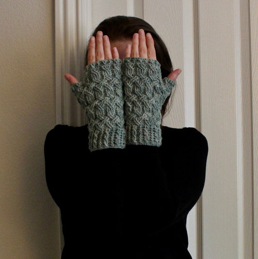Tipperary Fingerless Gloves Crochet Pattern