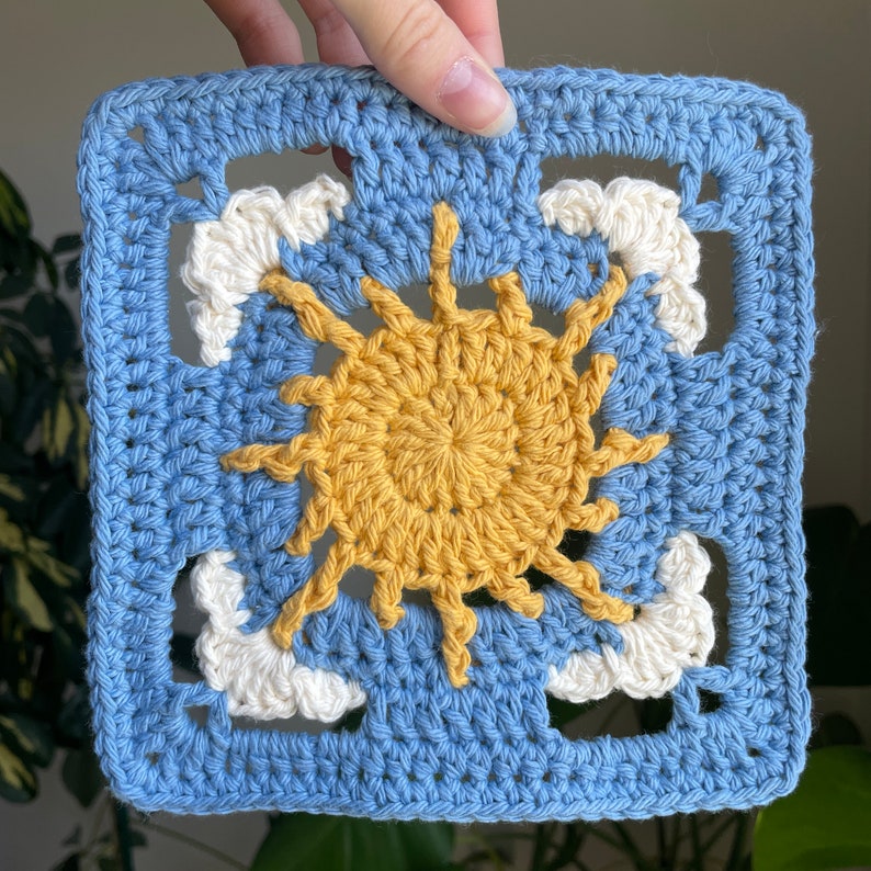 Cloudy Day and Night granny square Crochet pattern