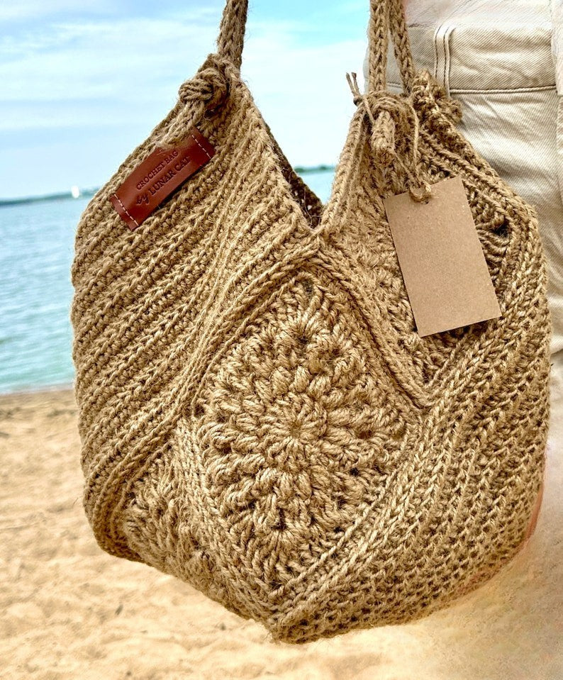 Granny Square Hobo Bag Crochet Pattern