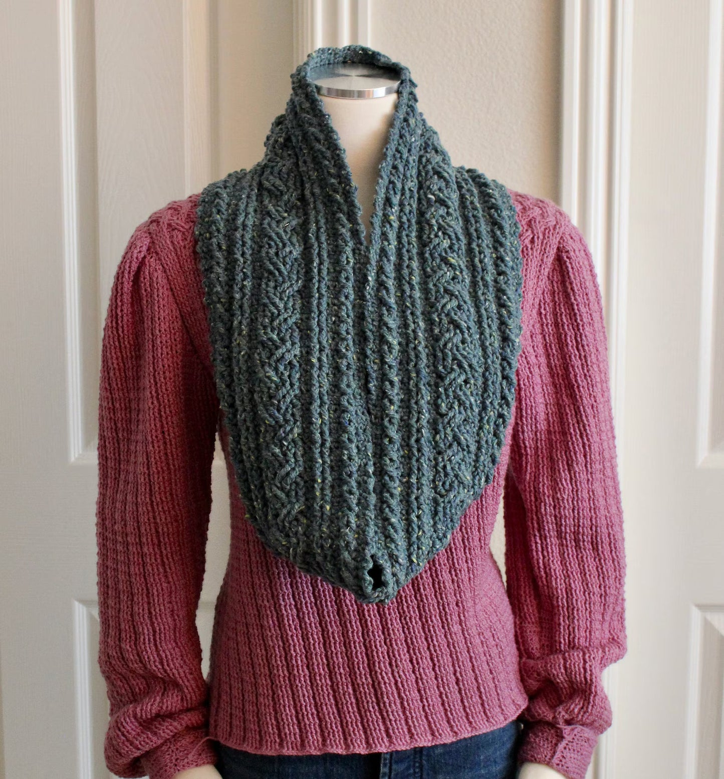 Bulky Celtic Cable Cowl Crochet Pattern