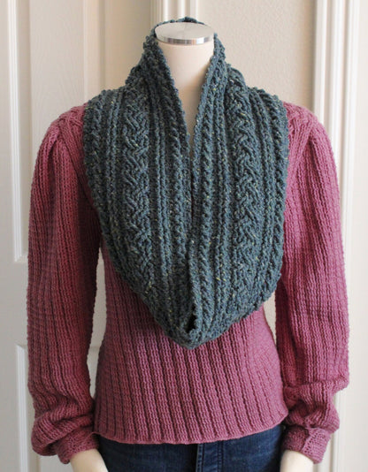 Bulky Celtic Cable Cowl Crochet Pattern