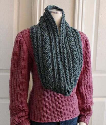 Bulky Celtic Cable Cowl Crochet Pattern
