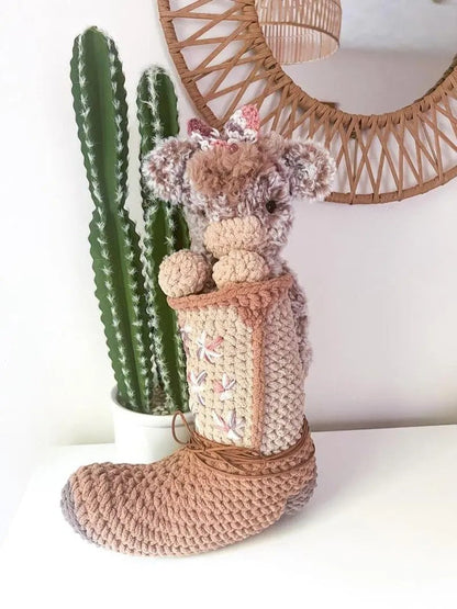 Charlie the Calf Crochet Pattern