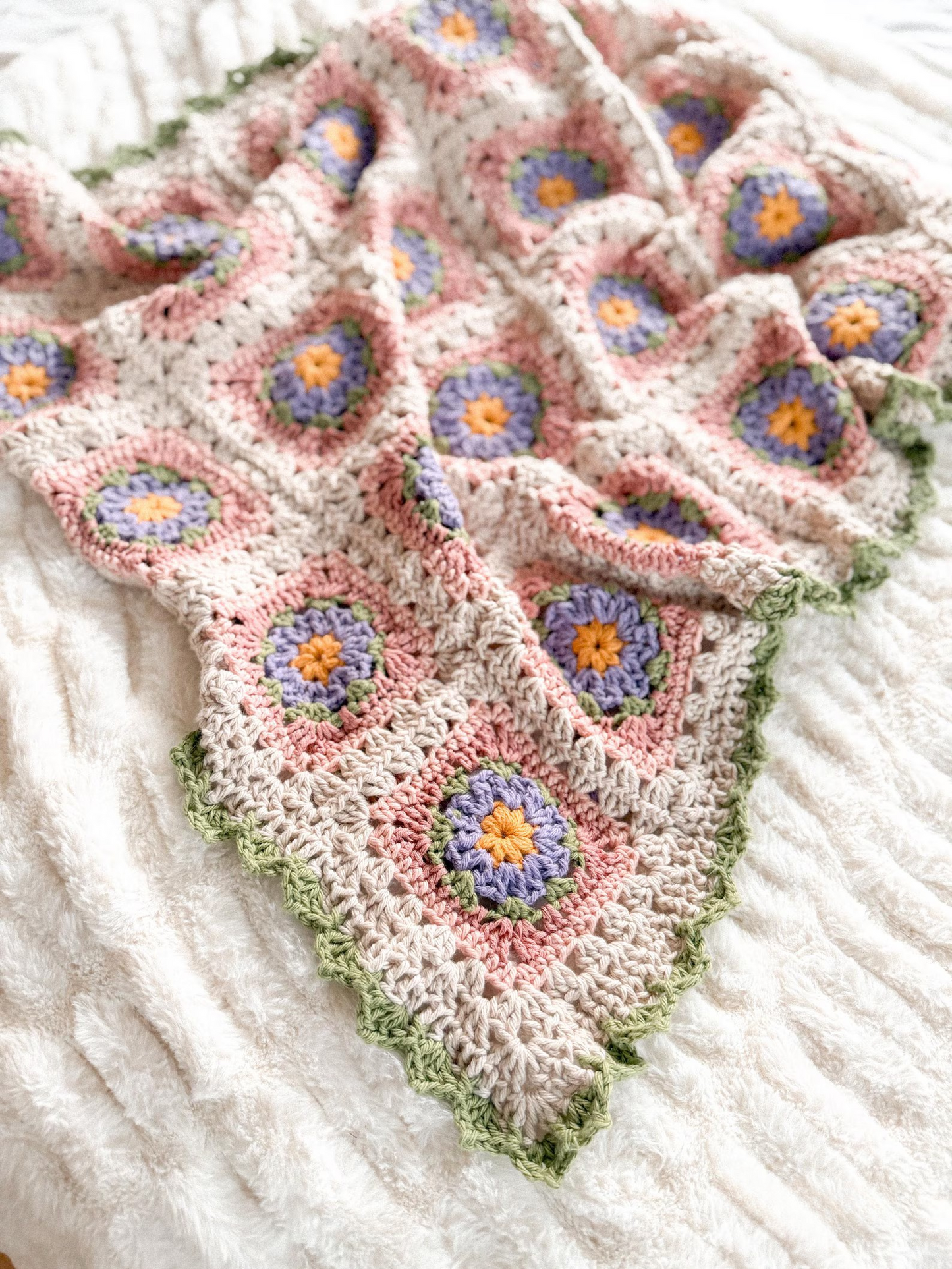 Chloe Granny Square Blanket Crochet Pattern