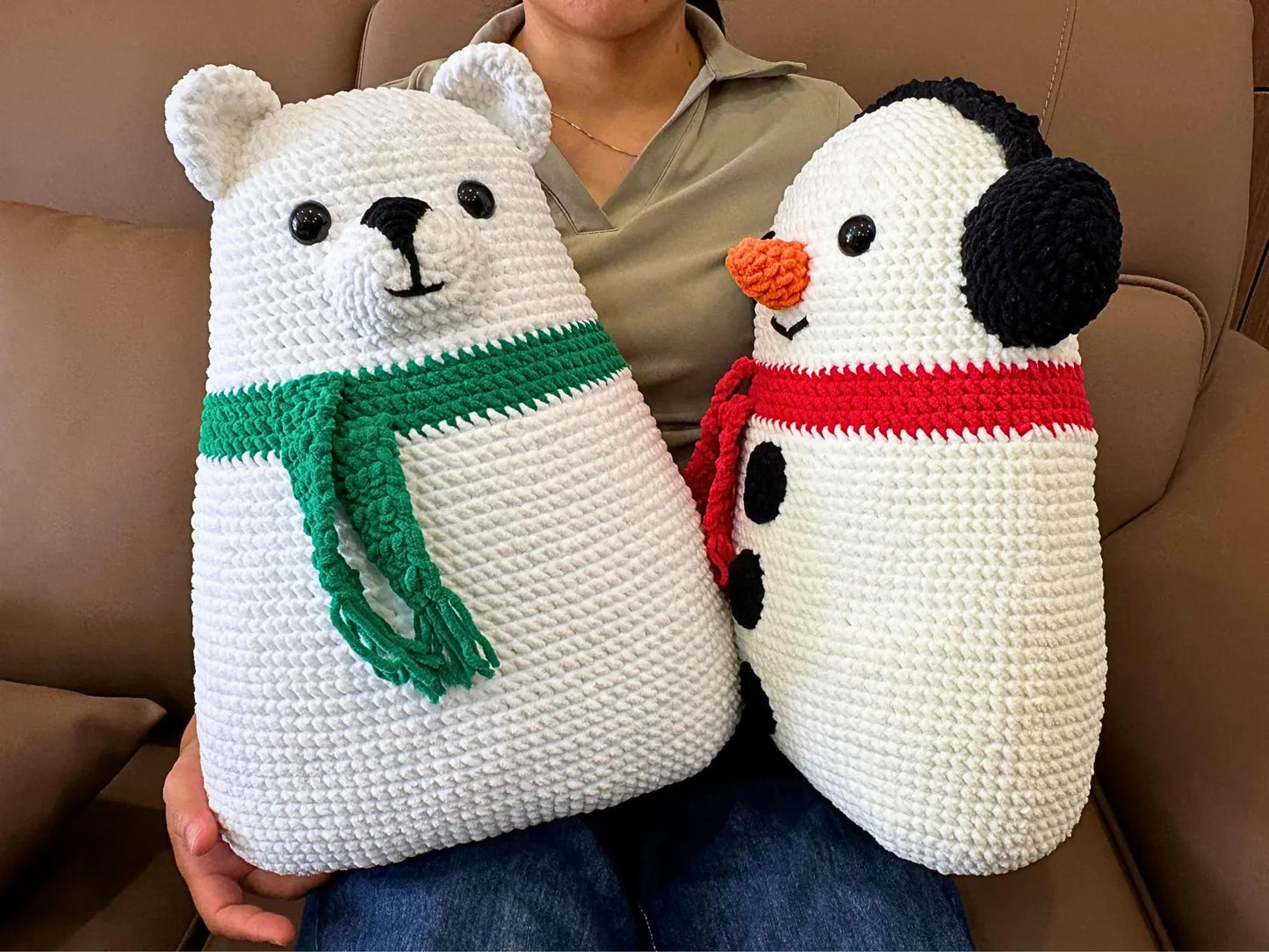 Holiday Pillows Crochet Pattern