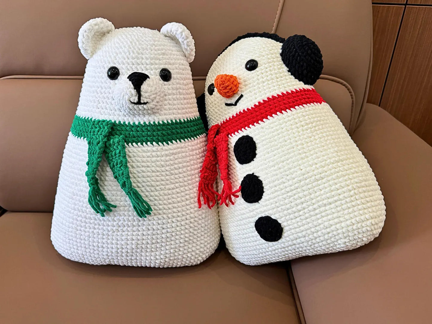 Holiday Pillows Crochet Pattern