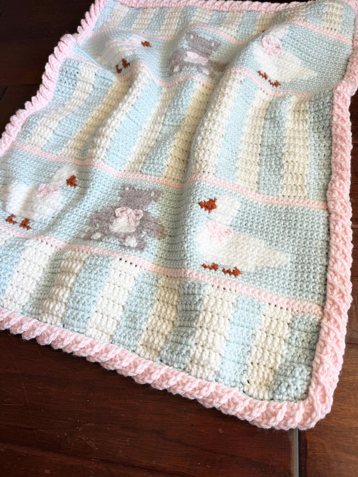 Vintage Goose and Bear Blanket Crochet Pattern