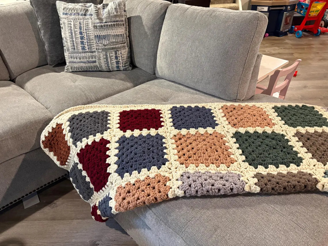 Granny's Bulky Patchwork Throw Crochet Pattern