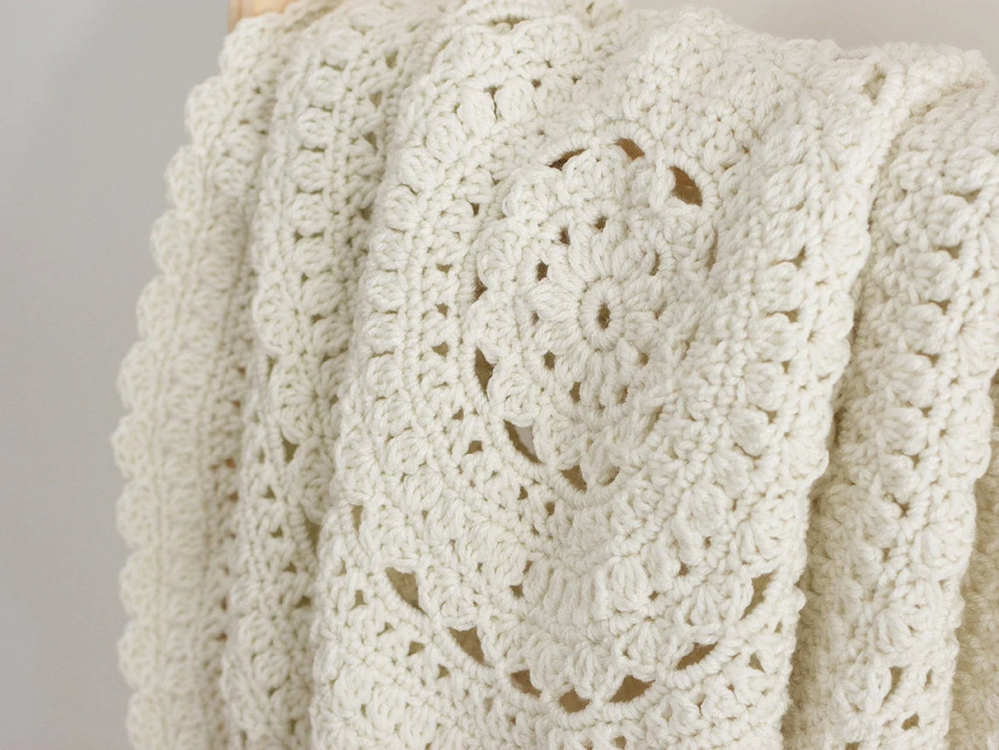 Lacy Shell Design Blanket Crochet Pattern