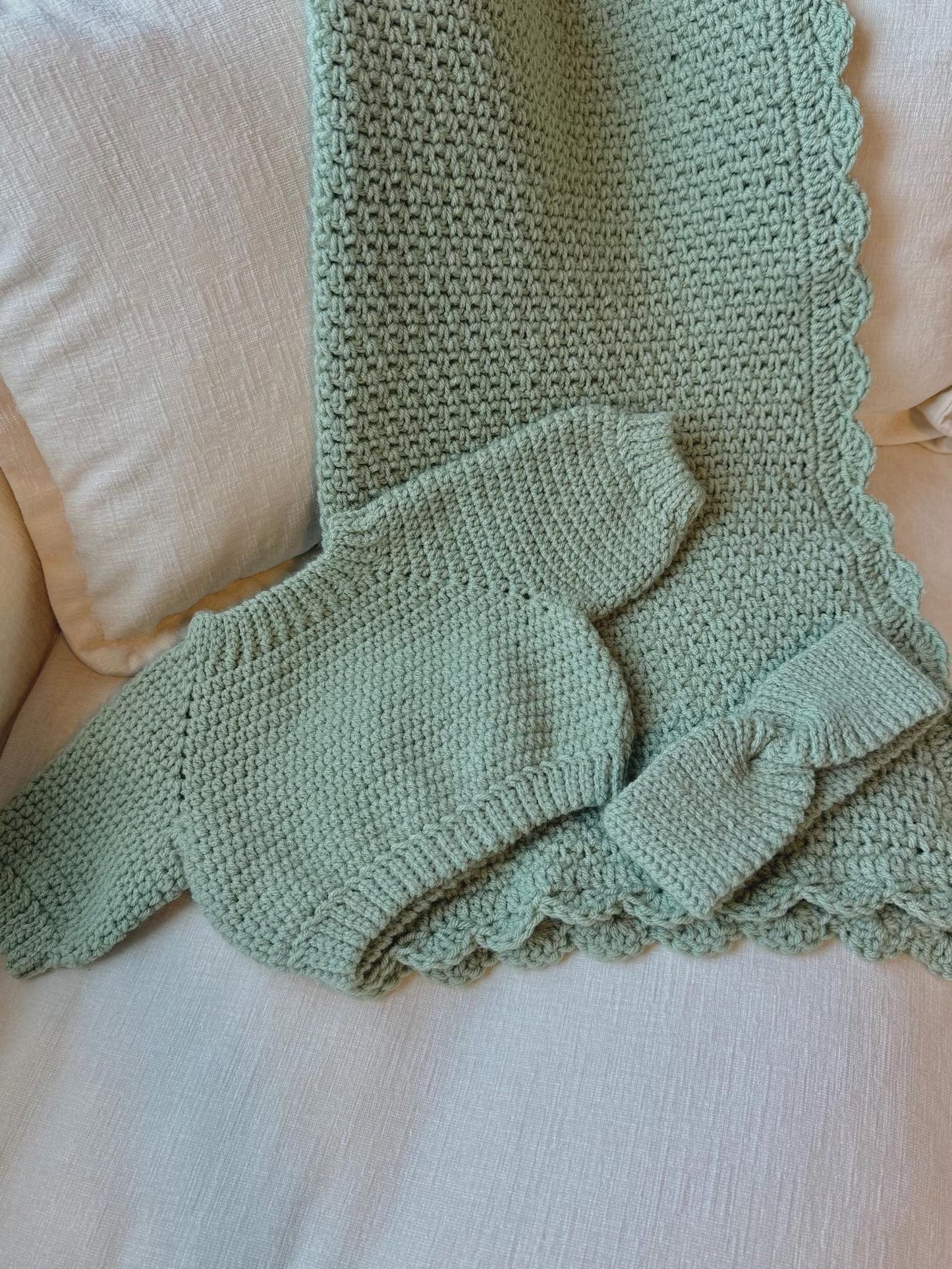 Oversized Raglan Baby Sweater Crochet Pattern