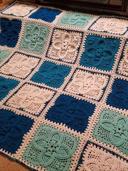 Palms and Waves Crochet Pattern