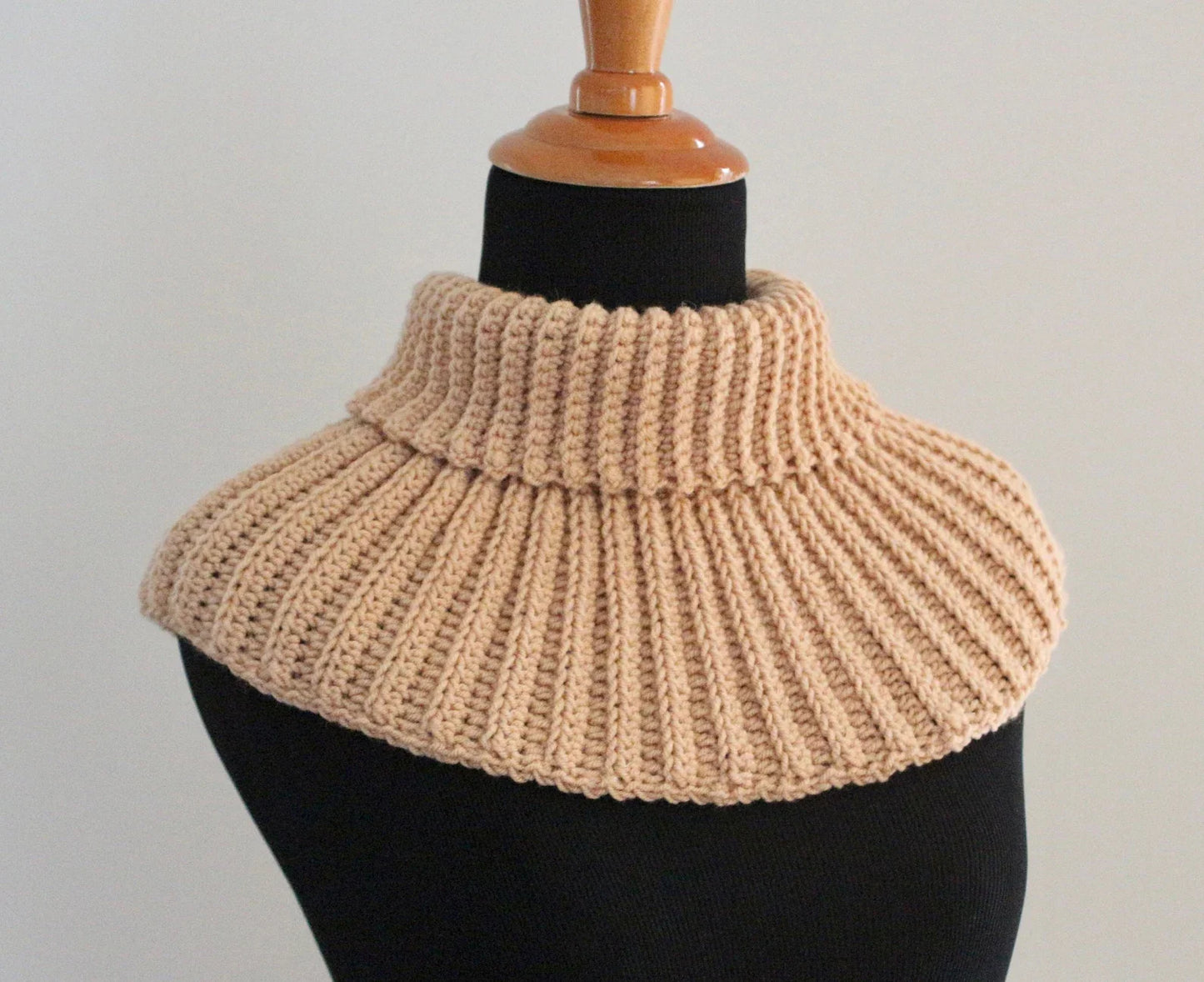 Ribbed Neck Warmer Crochet Pattern