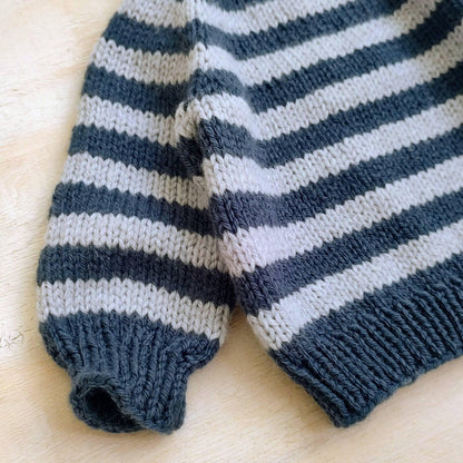Seamless Top-Down Baby Raglan Sweater Knitting Pattern