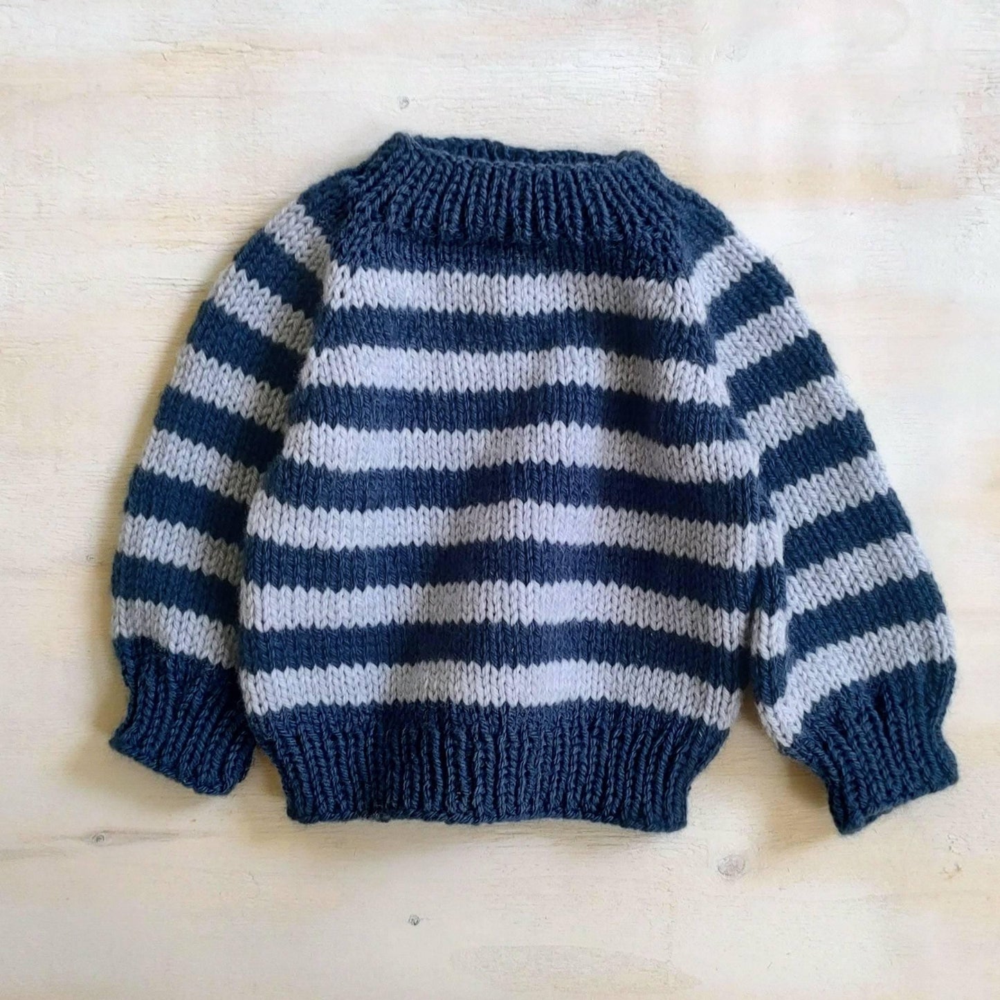 Seamless Top-Down Baby Raglan Sweater Knitting Pattern
