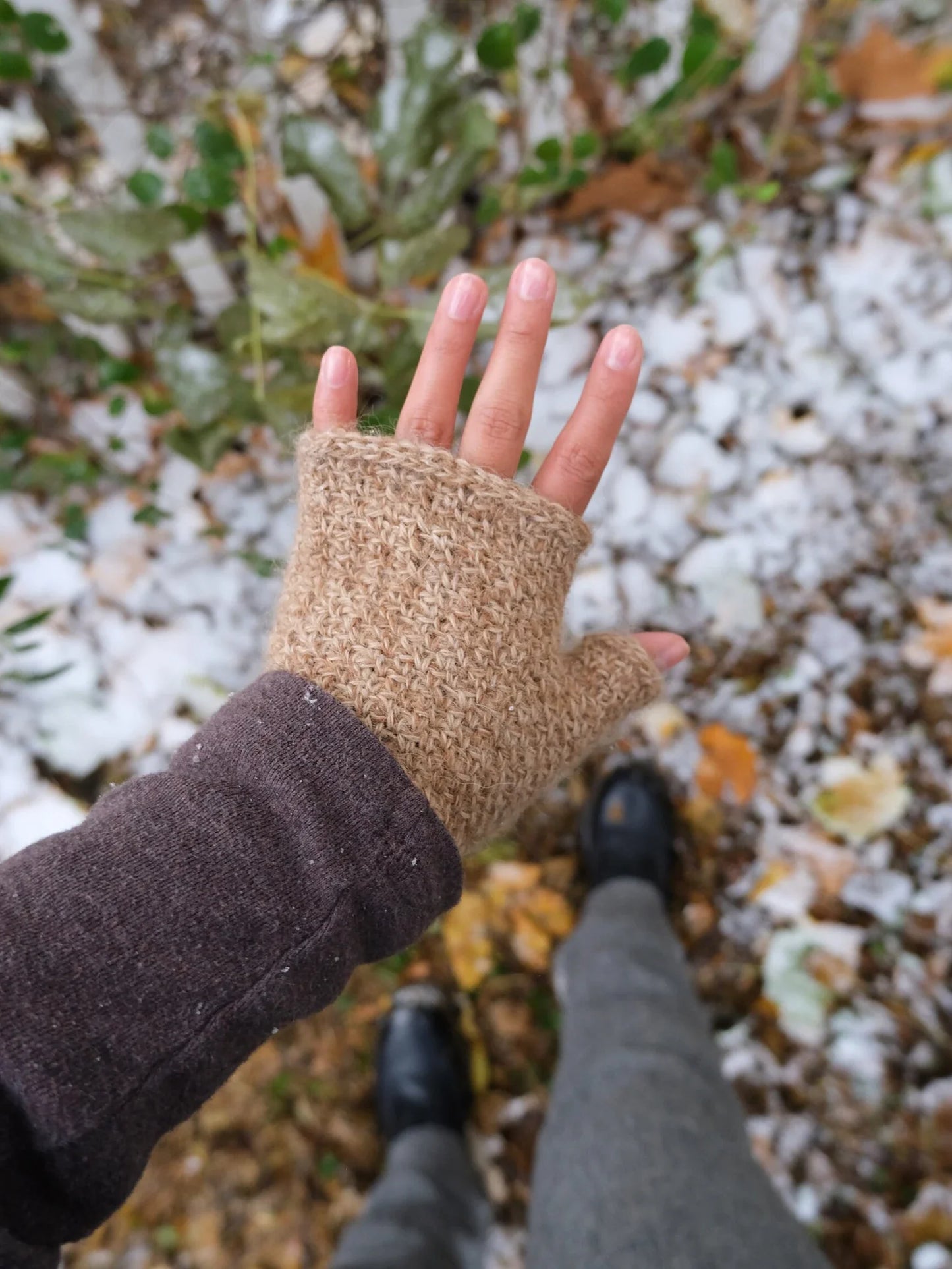 Sonia Gloves Crochet Pattern