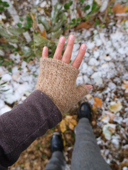 Sonia Gloves Crochet Pattern