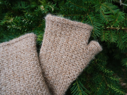 Sonia Gloves Crochet Pattern