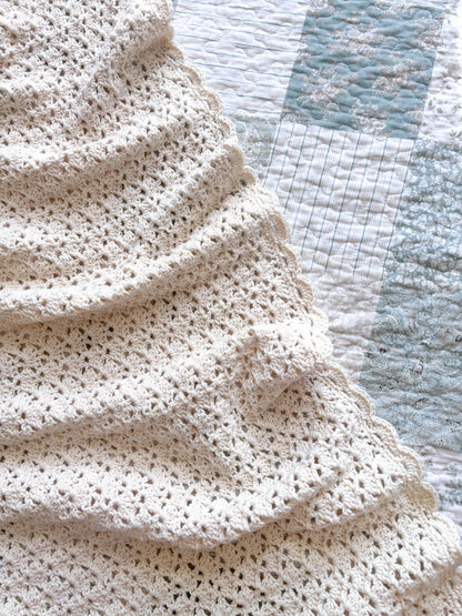 Vintage-Inspired Throw Blanket Crochet Pattern