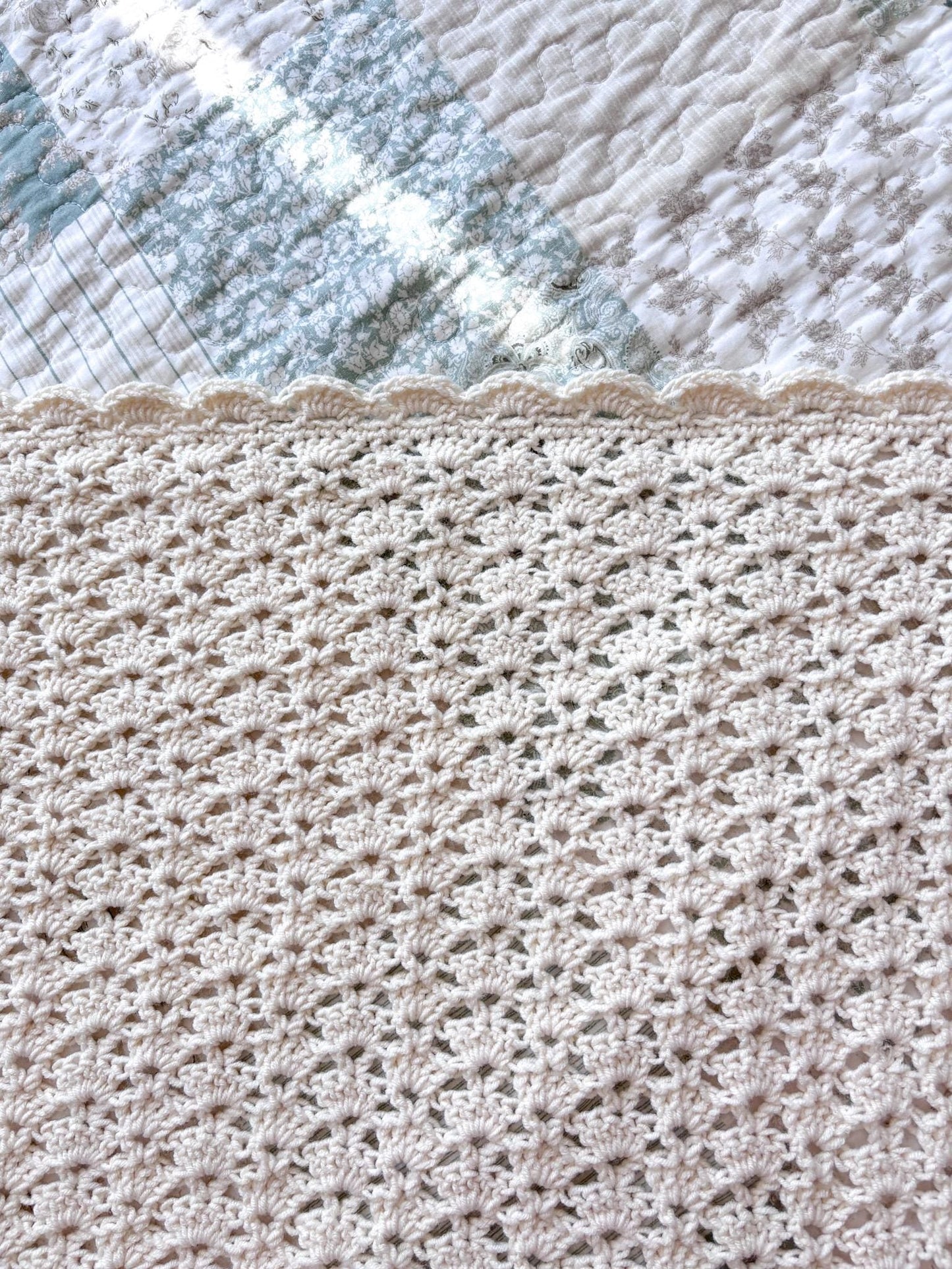 Vintage-Inspired Throw Blanket Crochet Pattern