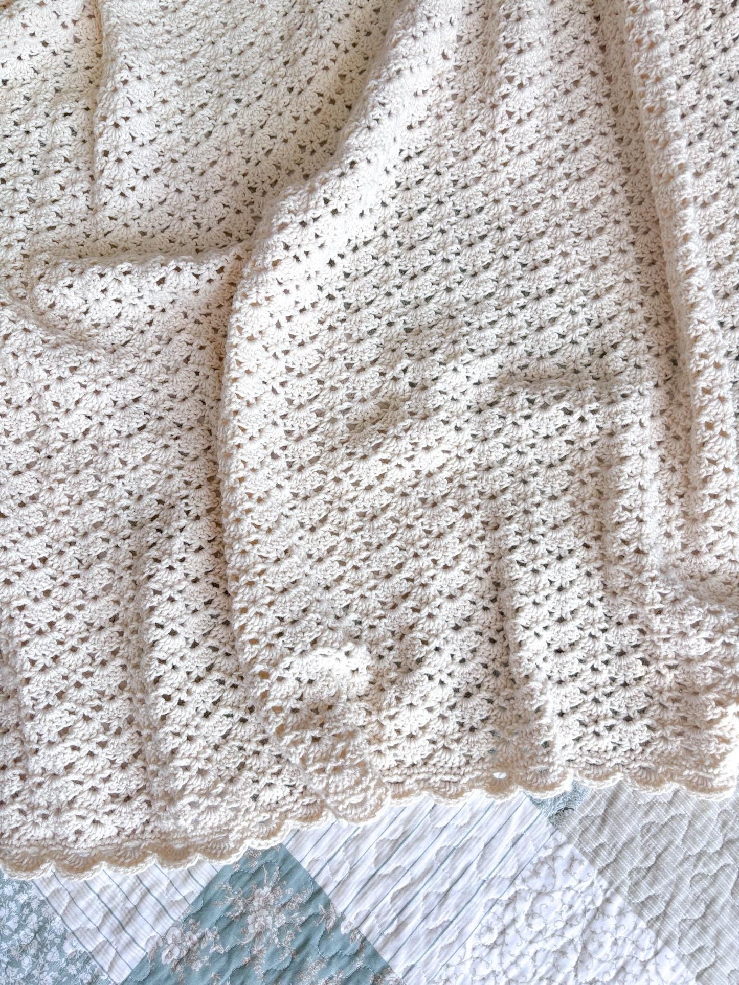 Vintage-Inspired Throw Blanket Crochet Pattern