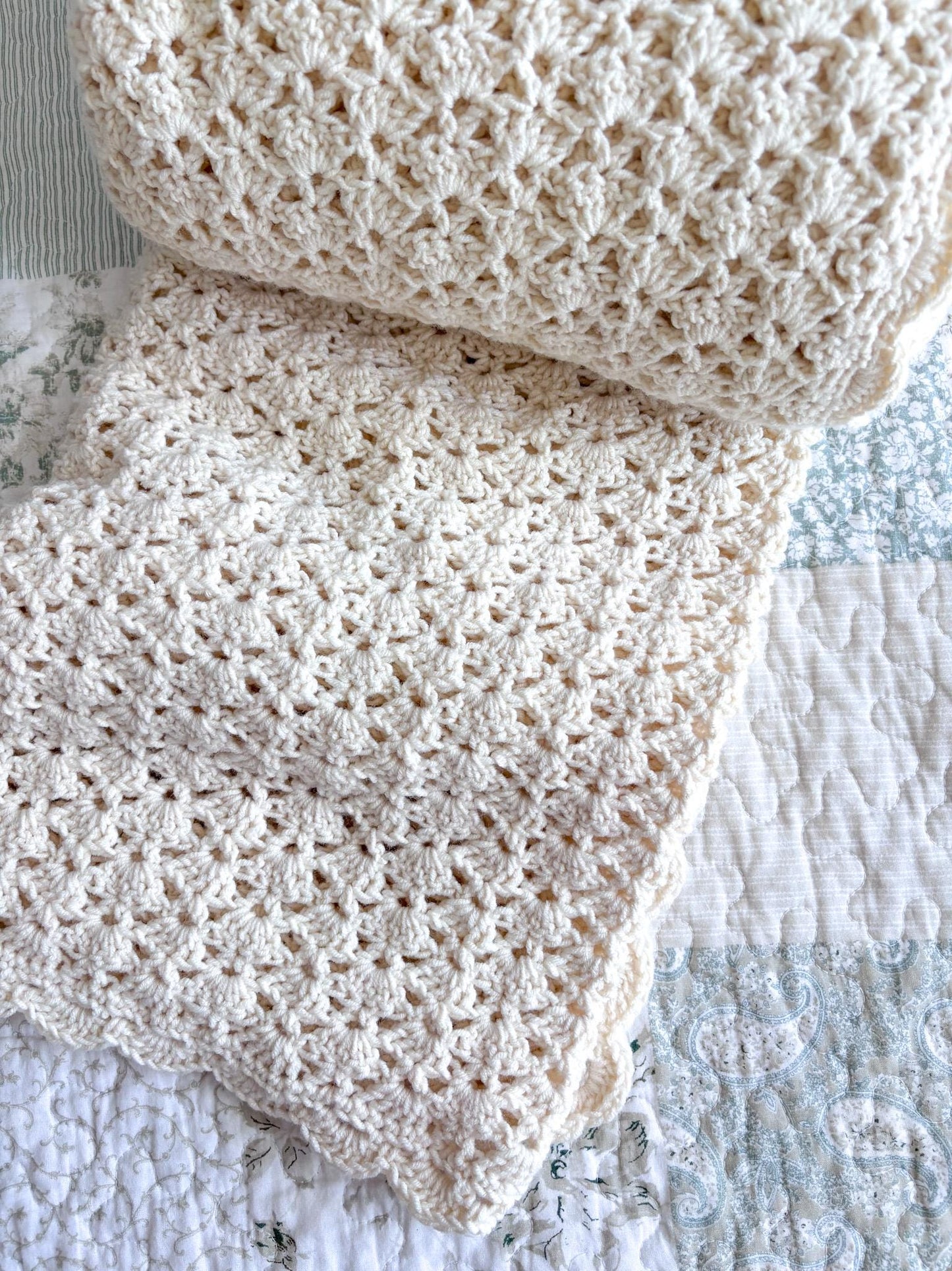 Vintage-Inspired Throw Blanket Crochet Pattern