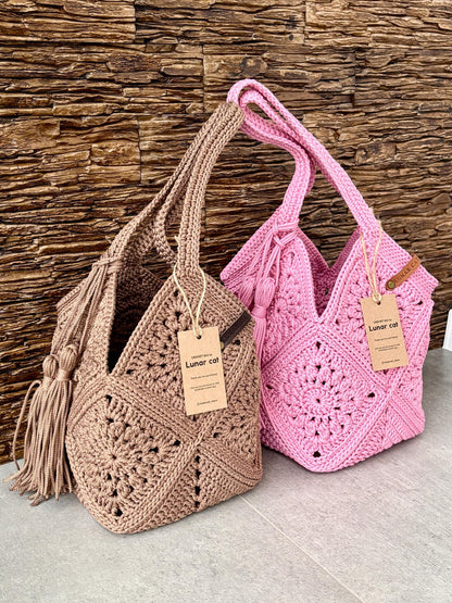 Granny Square Market Bag Crochet Pattern
