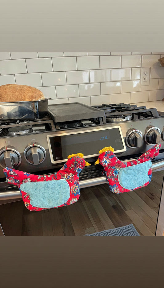 Henrietta Chicken Oven Mitt Sewing Pattern