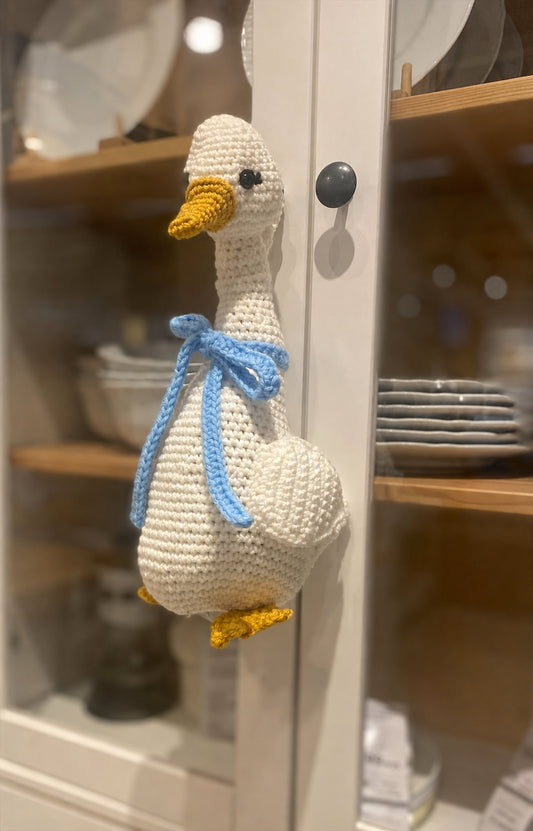 Grocery Bag Goose Crochet Pattern