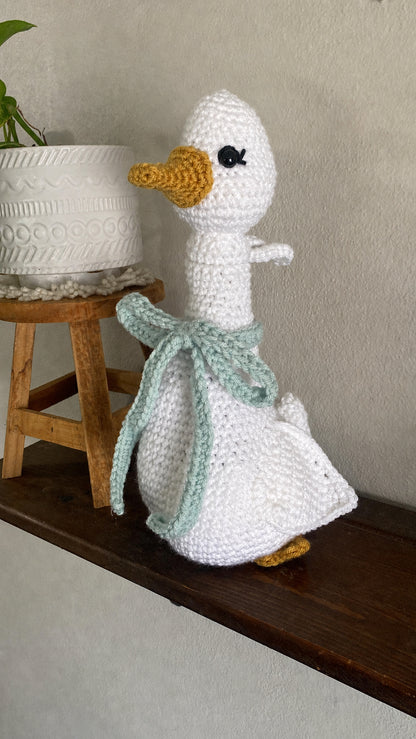 Grocery Bag Goose Crochet Pattern