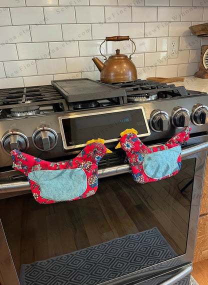 Henrietta Chicken Oven Mitt Sewing Pattern