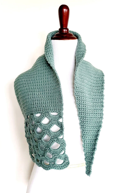 Keyhole Shell Scarf Crochet Pattern