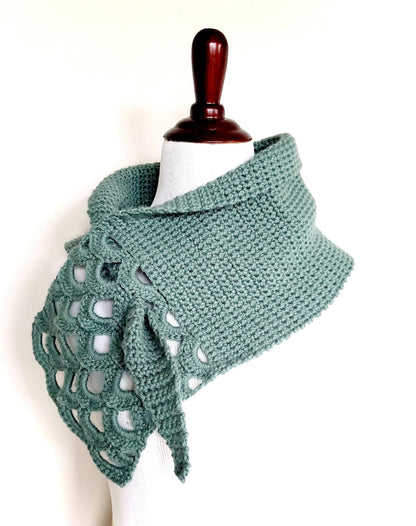 Keyhole Shell Scarf Crochet Pattern
