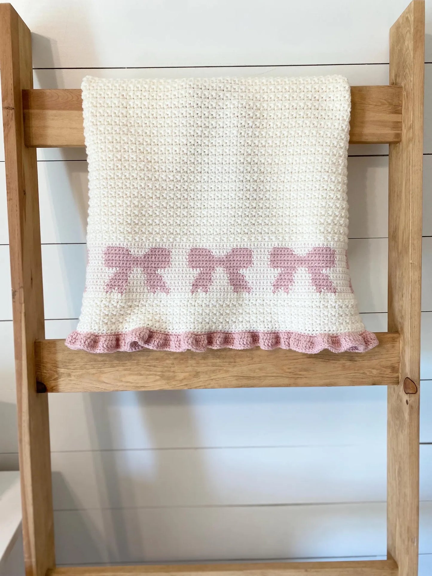 Girly Girl Bow Blanket Crochet Pattern