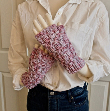 Tipperary Fingerless Gloves Crochet Pattern