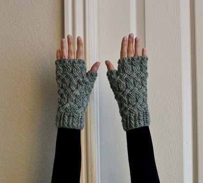 Tipperary Fingerless Gloves Crochet Pattern