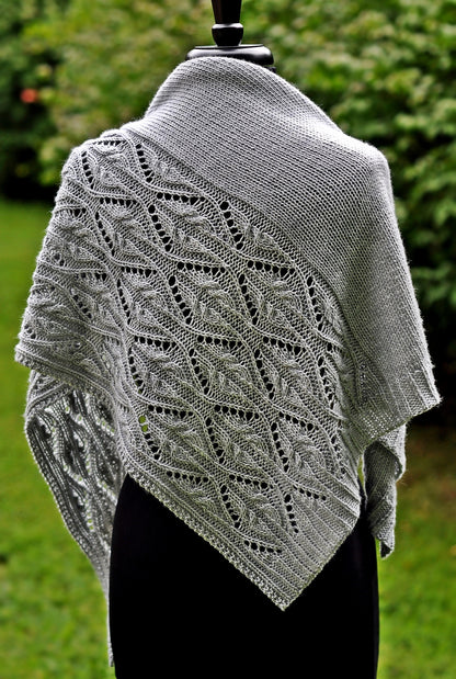 Tendrilly Knitting Pattern