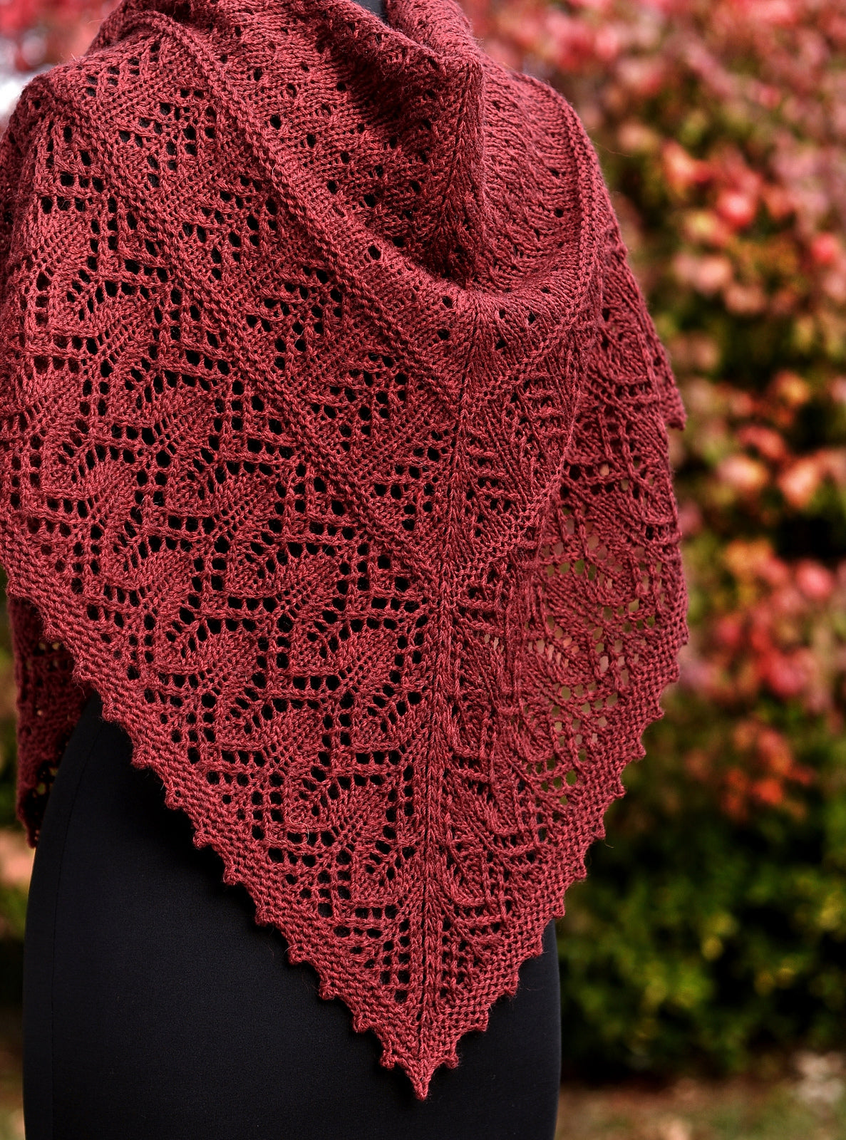 Top-down Triangular Shawl Knitting Pattern