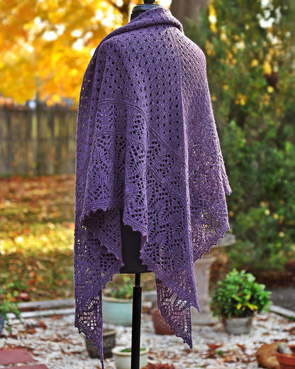 Top-down Triangular Shawl Knitting Pattern