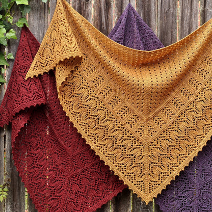 Top-down Triangular Shawl Knitting Pattern